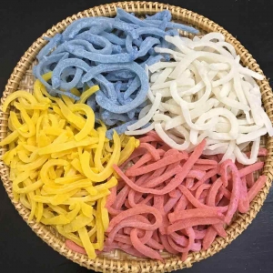 mứt dừa bánh tẻ truyền thống
